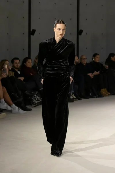 Look 36
